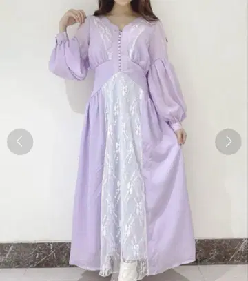MIIA 라벤더색 V넥 파티 드레스