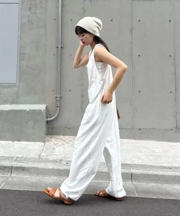 [ willow ] 슬라브 쭈리 밑단 드로스트 올인원 S 화이트