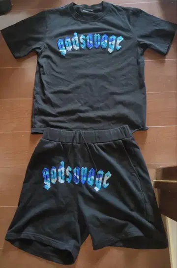 godsvage 로고 T셔츠 & 숏팬츠 세트
