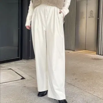 새상품급 CAPRICIEUX LE'MAGE 벨크로 팬츠 에크루 36