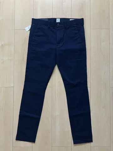 GAP 네이비 치노 팬츠 슈퍼 스키니