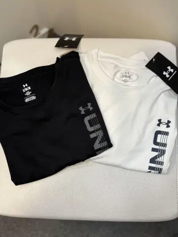 UNDER ARMOUR 탱크탑 2색 세트