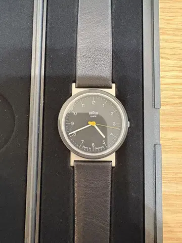 BRAUN AW10 브라운 쿼츠 손목시계 독일제