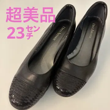 힐즈 애비뉴 컨디션 최상 가죽 블랙 물결 밑창 앞코 스팽글 23cm