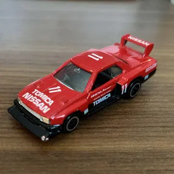tomica NO.65 SKYLINE SILHOUETTE FORMULA