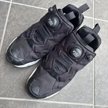새상품급 Reebok 인스타펌프 퓨리 23cm