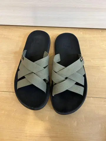 Teva 테바 VOYA SLIDE 슬라이드 샌들 (올리브)