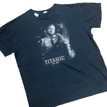 무비 T TITANIC 블랙 티셔츠