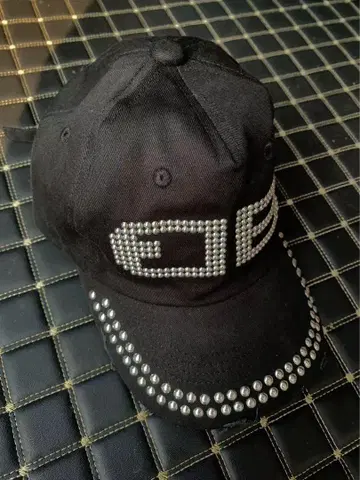 BEEDEN BD STUDS DAMAGE CAP BLACK
