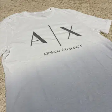 Armani Exchange 화이트 티셔츠 M 그라데이션 그레이