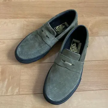 Vans Beatrice Domond Skate Style 53
