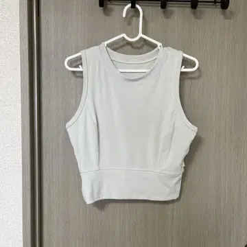 룰루레몬 Twist-Back Ribbed Tank 8