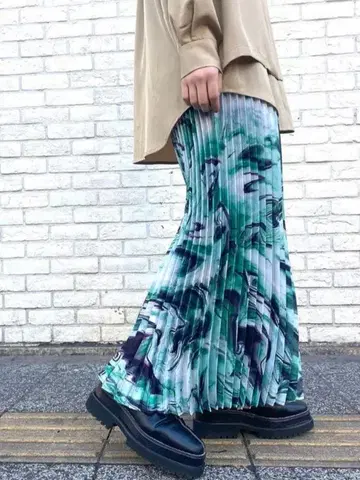 osmosis 프린트 플리츠 팬츠