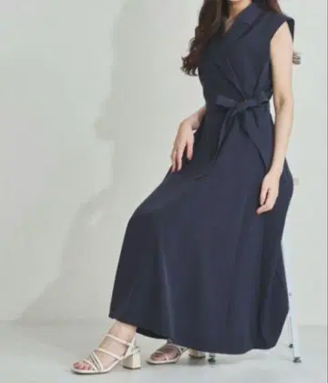 [ 새상품급 ] 미슈마슈 테일러드 칼라 플레어 원피스 ZOZO 한정판