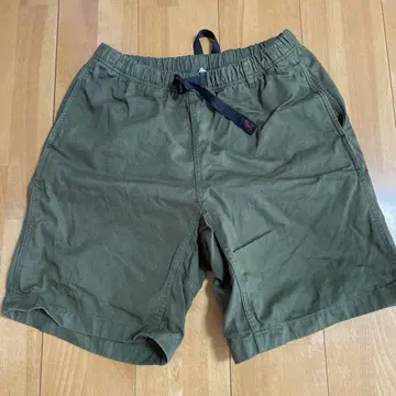 그라미치 올리브 숏팬츠