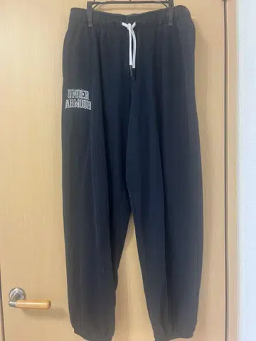 Under Armour 조거 팬츠 블랙