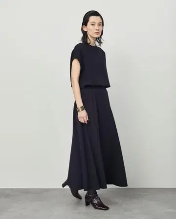 [ SOEJE/소쥬 ] 롱 플레어 스커트