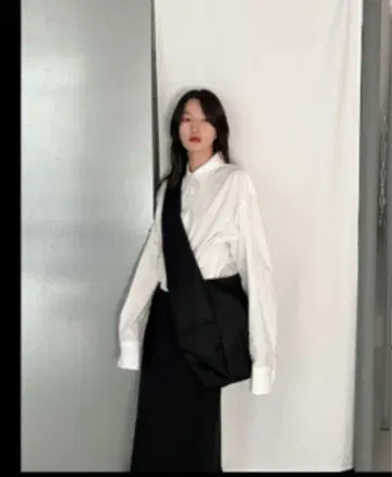 OF ALL FORM SHOPPER BODY BAG 바디백