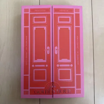 IU The GOLDEN HOUR DVD