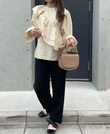 프릴 셔츠