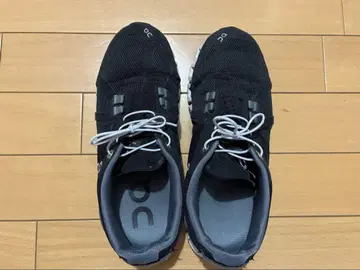 ON 클라우드 스니커즈 23.5~24.0cm 정도 블랙