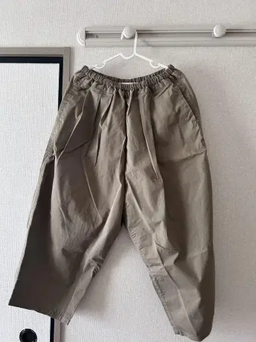 미사용 새상품 ordinary fits 볼 팬츠 치노 0