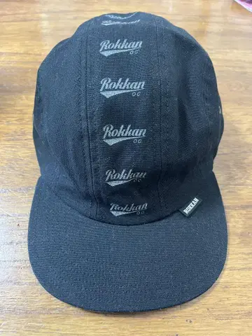 Rokkan 블랙 로고 캡