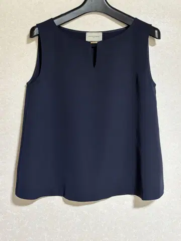 UNITED ARROWS TOKYO 블라우스 네이비