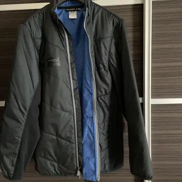 새상품급 Under Armour 방수 아우터 2XL