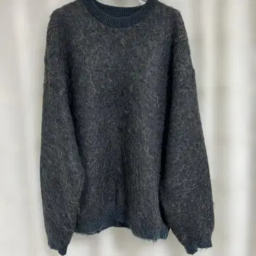 yoke 모헤어 스웨터