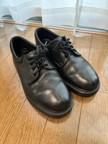 Dr.marten made in UK ROYAL MAIL