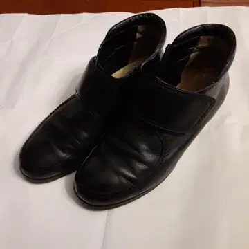 기쿠치 타케오의 신발 블랙 가죽 숏부츠 기쿠치 타케오 23.5cm