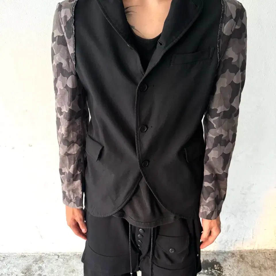 COMME DES GARÇONS 꼼데가르송 Comme des Garçons Black Camo