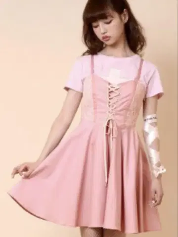 Katie 핑크 레이스업 플레어 드레스 코르셋 원피스