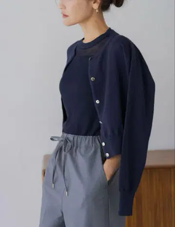 숏 가디건 | SHORT CARDIGAN