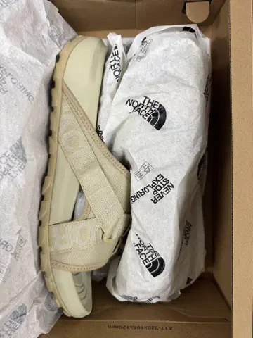 THE NORTH FACE Explore Camp Slide 27.0cm