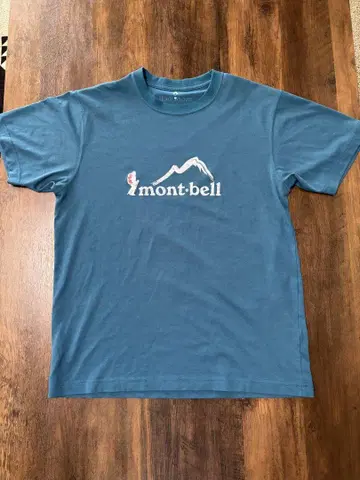 mont-bell 파란색 티셔츠 M 사이즈