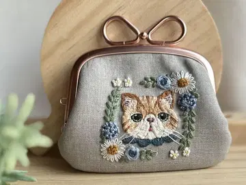 손자수 고양이 리본 입금 가마구치 브라운 화이트 고양이, 엑조틱 숏헤어