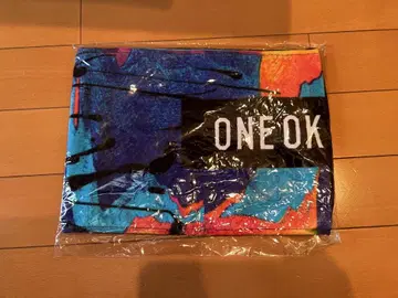 ONE OK ROCK 2018 투어 타월