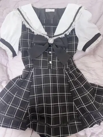 LIZLISA 리즈리사 반팔 세일러 카라 셋업 체크 블랙