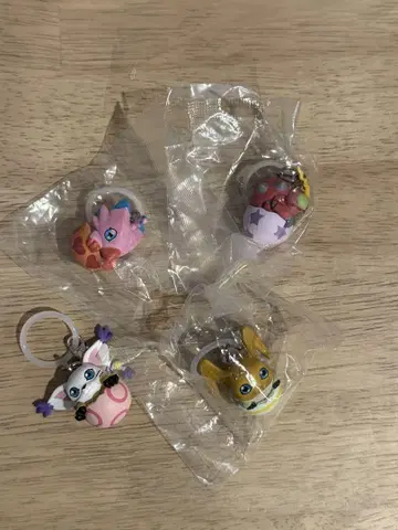 디지몬 어드벤처 캡슐 토이 4세트