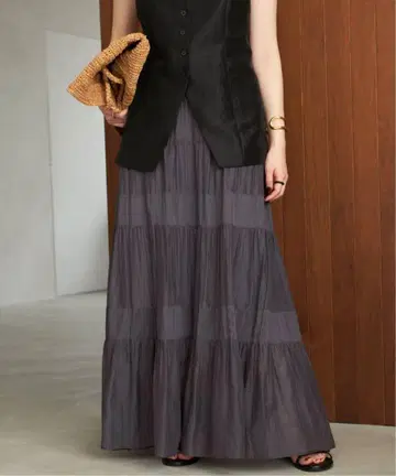 PLAGE 25SS 이번 시즌 Co/Si 라인 캉캉 스커트 38 실크