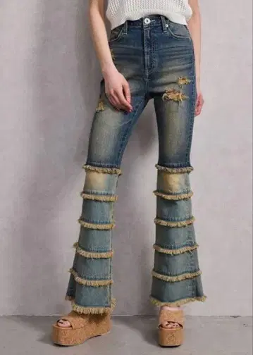 GYDA 하이웨스트 TIERED FRINGE 플레어 데님 팬츠
