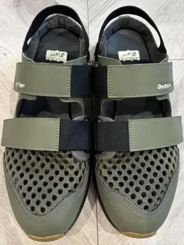 오니츠카타이거 레비락 샌들 25.5cm