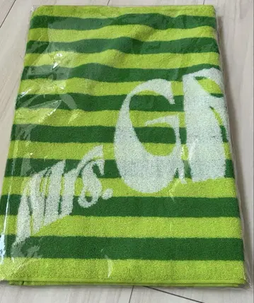 Mrs. GREEN APPLE 미세스 썸머 타월 2025 로고