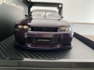 ignition model PANDEM 스카이라인 1/18