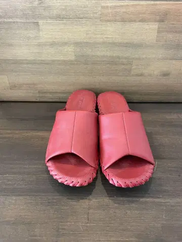 PANSY 실내화 레드 오픈토 플랫 샌들 타카시마야