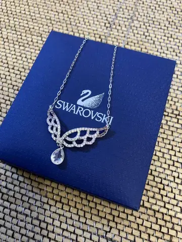 Swarovski 실버 페더 깃털 드롭 목걸이