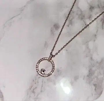 SWAROVSKI 펜던트 로즈 골드 톤 플래팅 목걸이