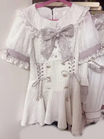 LIZLISA 메시지 리본 트위드 셋업 반팔 화이트 리즈리사 양산형